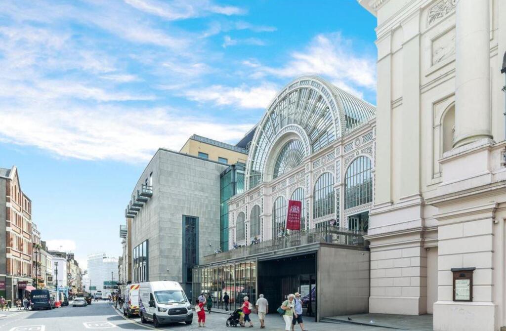 Main image of property: Wellington Street, Covent Garden, WC2E