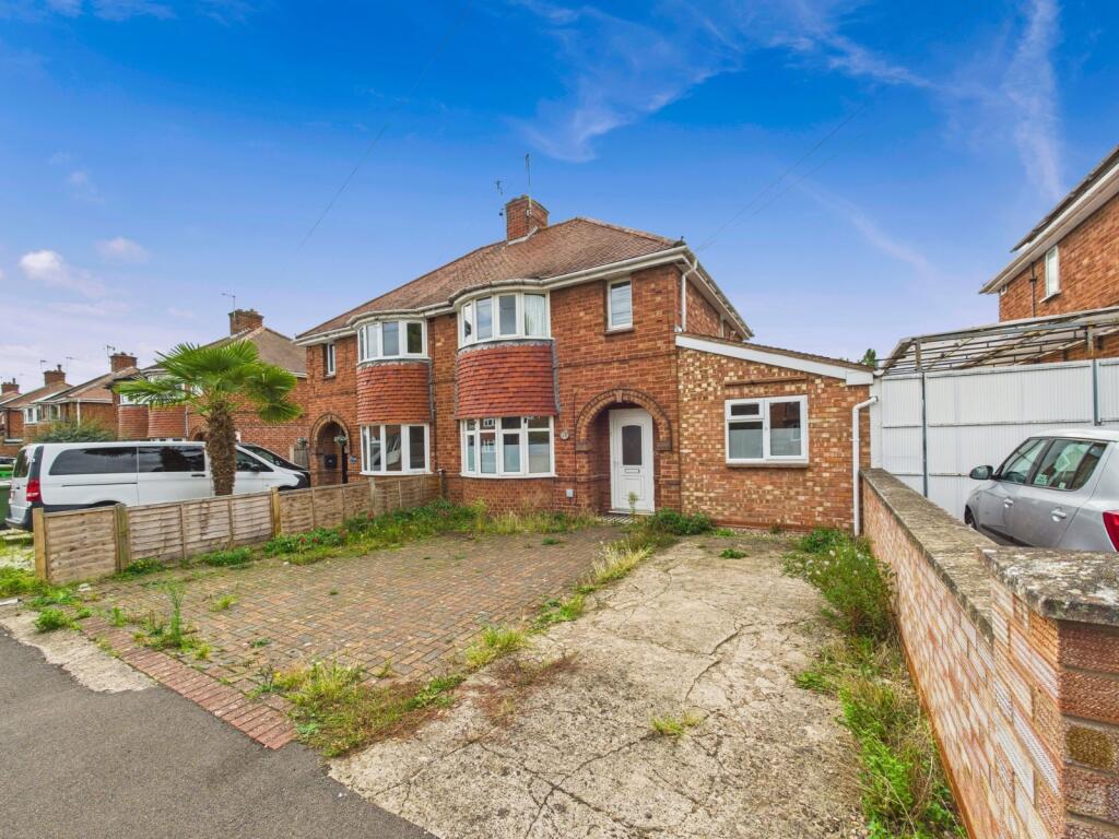 Main image of property: Woodstock Road, Worcester, Worcestershire, WR2