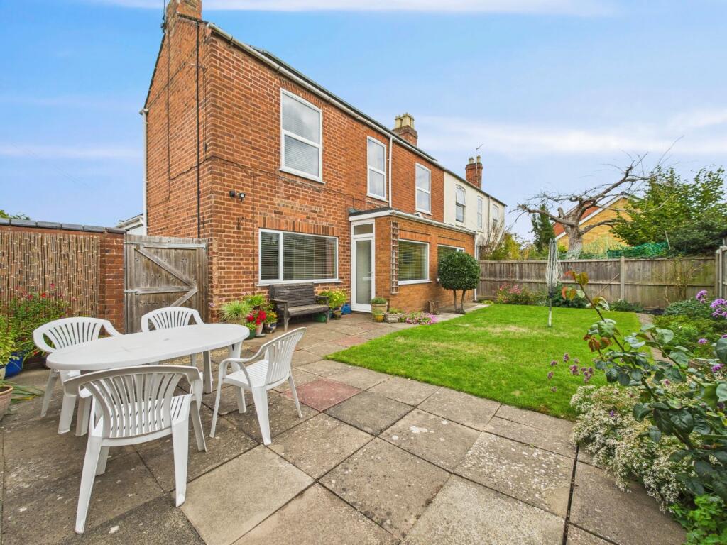 Main image of property: Fern Road, Worcester, Worcestershire, WR2