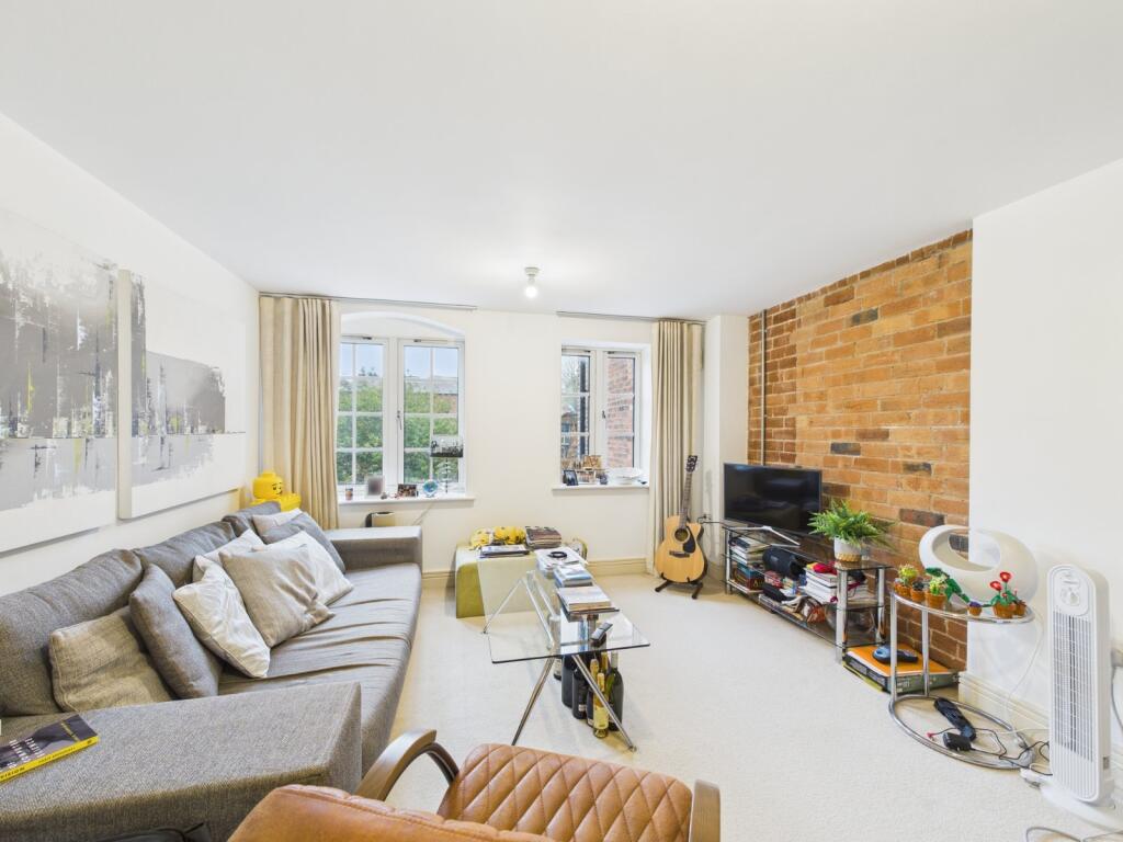 Main image of property: Portland Street, Worcester, Worcestershire, WR1