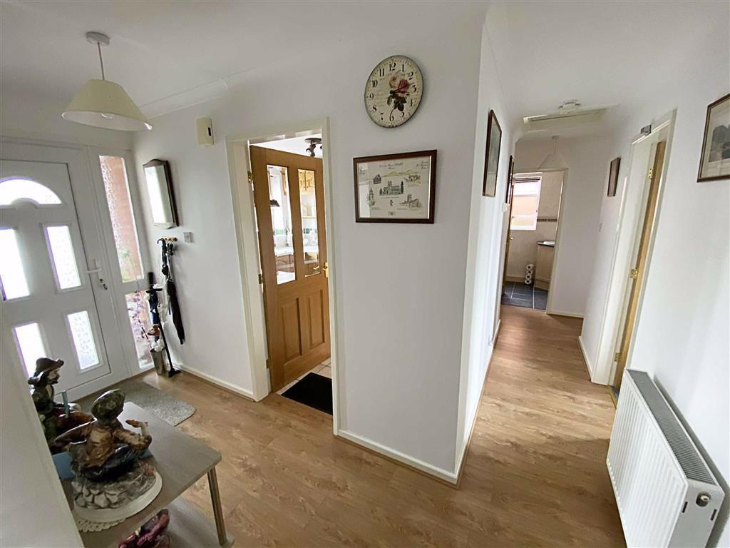 3 bedroom bungalow for sale in Kielder Rise, Worcester, WR2