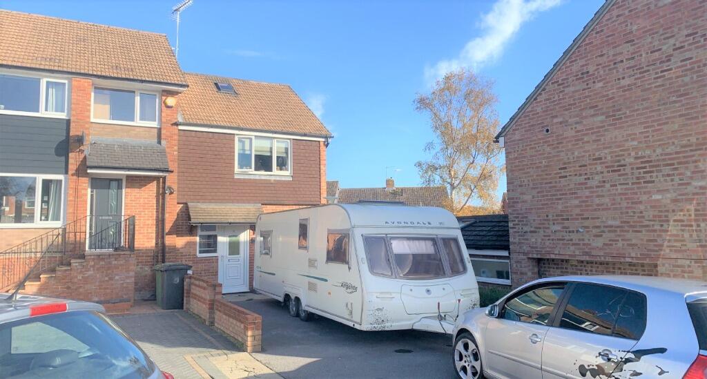 Main image of property: Acacia Gardens, Waterlooville, PO8