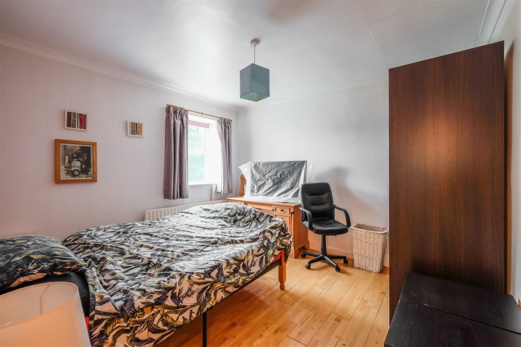 Additional property image - Sal Royd Road, Low Moor, Bradford