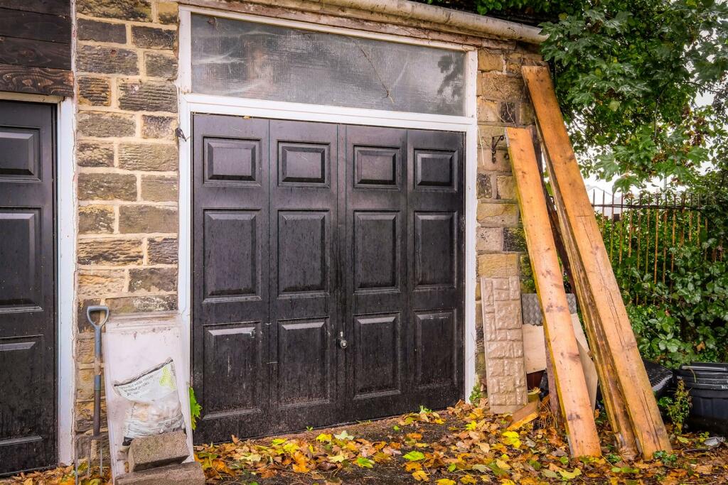 Additional property image - Sal Royd Road, Low Moor, Bradford