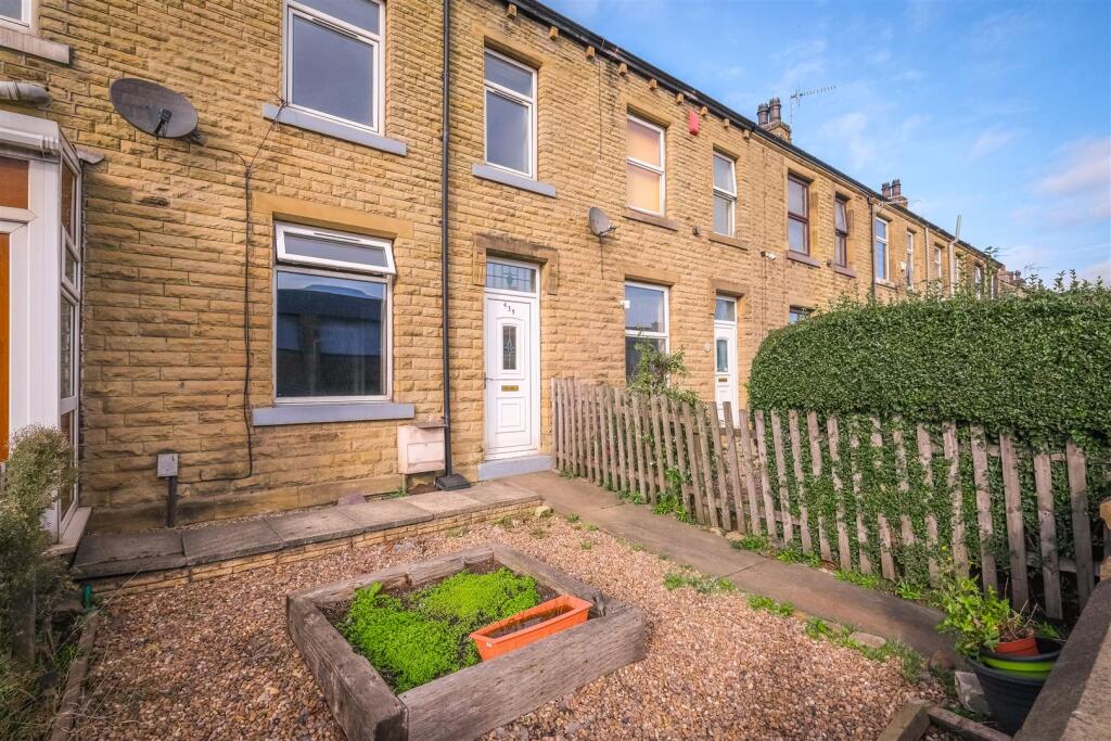 Main image of property: Leeds Road, Huddersfield, HD2