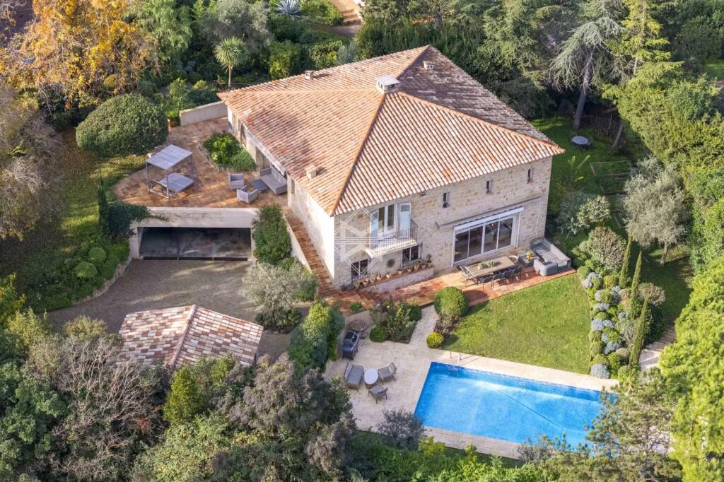 Main image of property: Provence-Alps-Cote d`Azur, Alpes-Maritimes, Mougins