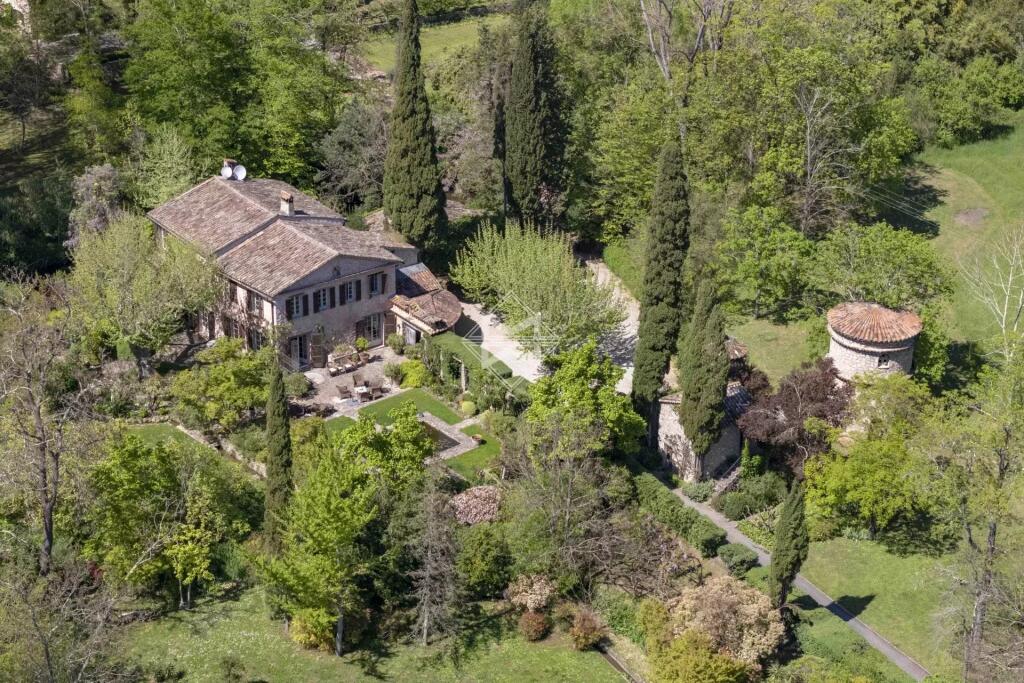 Main image of property: Provence-Alps-Cote d`Azur, Alpes-Maritimes, Mouans-Sartoux