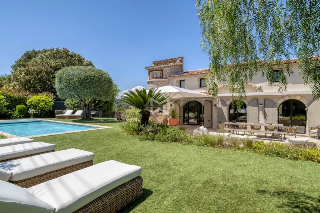 Main image of property: Provence-Alps-Cote d`Azur, Alpes-Maritimes, Mougins
