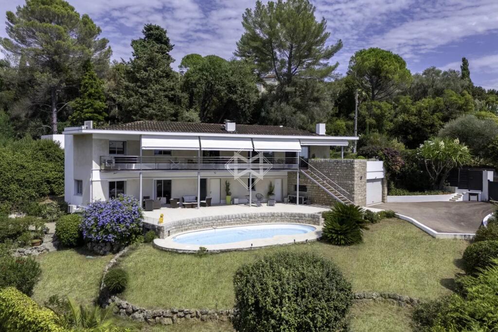Main image of property: Provence-Alps-Cote d`Azur, Alpes-Maritimes, Mougins