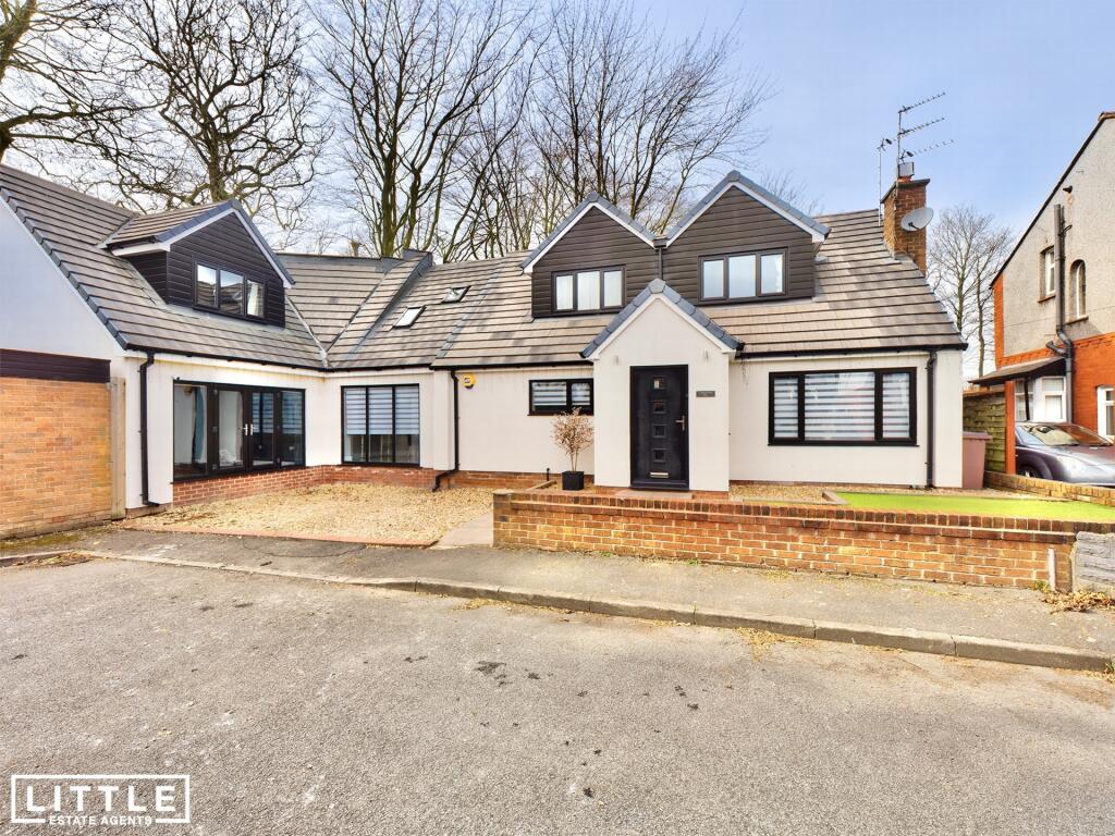 4 bedroom detached house for sale in East Close, Eccleston Park, L34