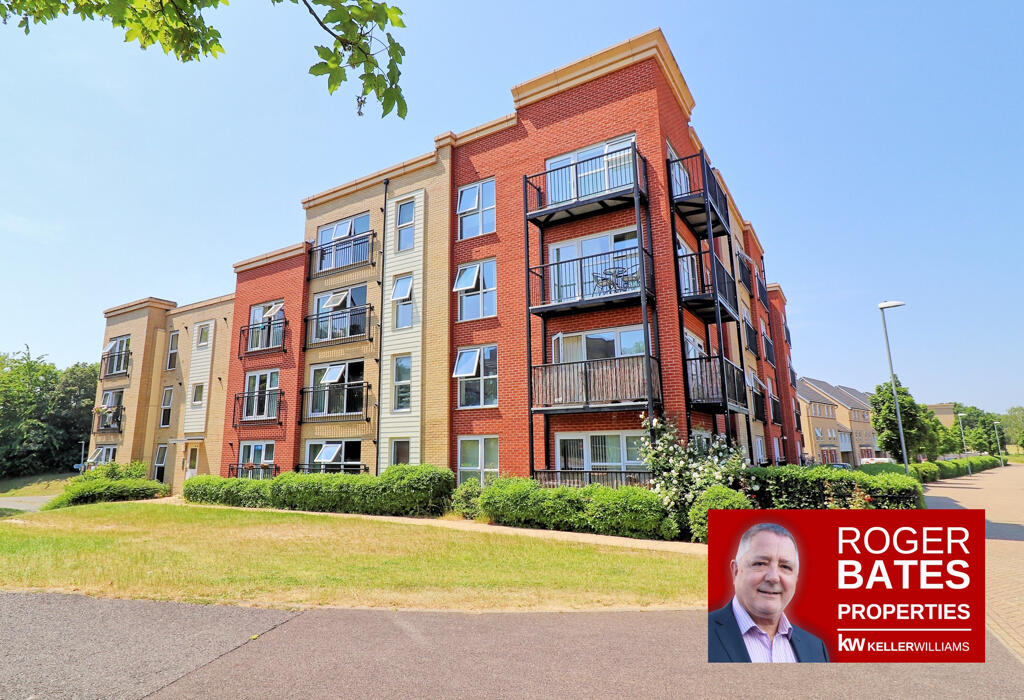 2 bedroom apartment for sale in Broadhurst Place, Basildon, Essex SS14