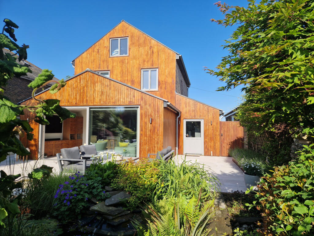 Main image of property: Cot Lane, Chichester, PO18