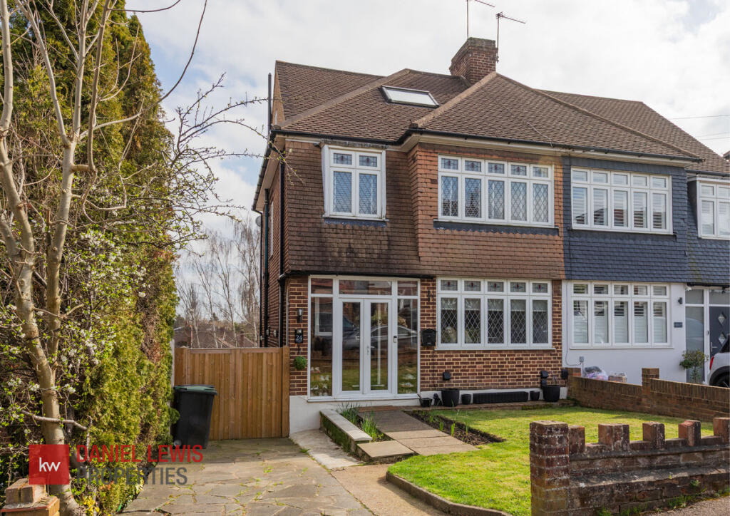 Main image of property: The Greens Close, Loughton, IG10
