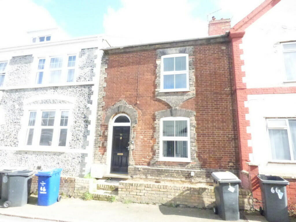 3 bedroom terraced house