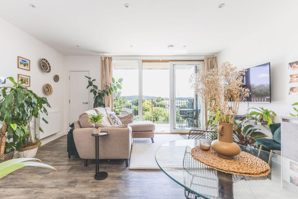 Main image of property: Alma Road, london, EN3