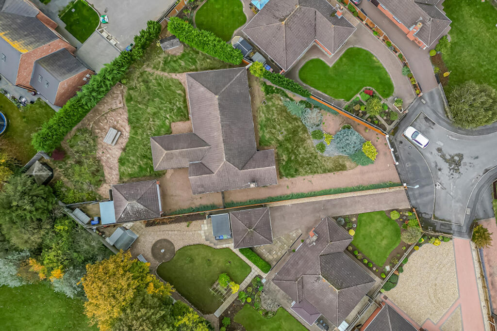 Main image of property: Canon Oakes Court, Grimsby, DN36