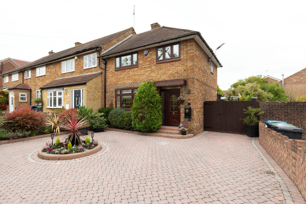 Main image of property: Colson Road, Loughton, IG10