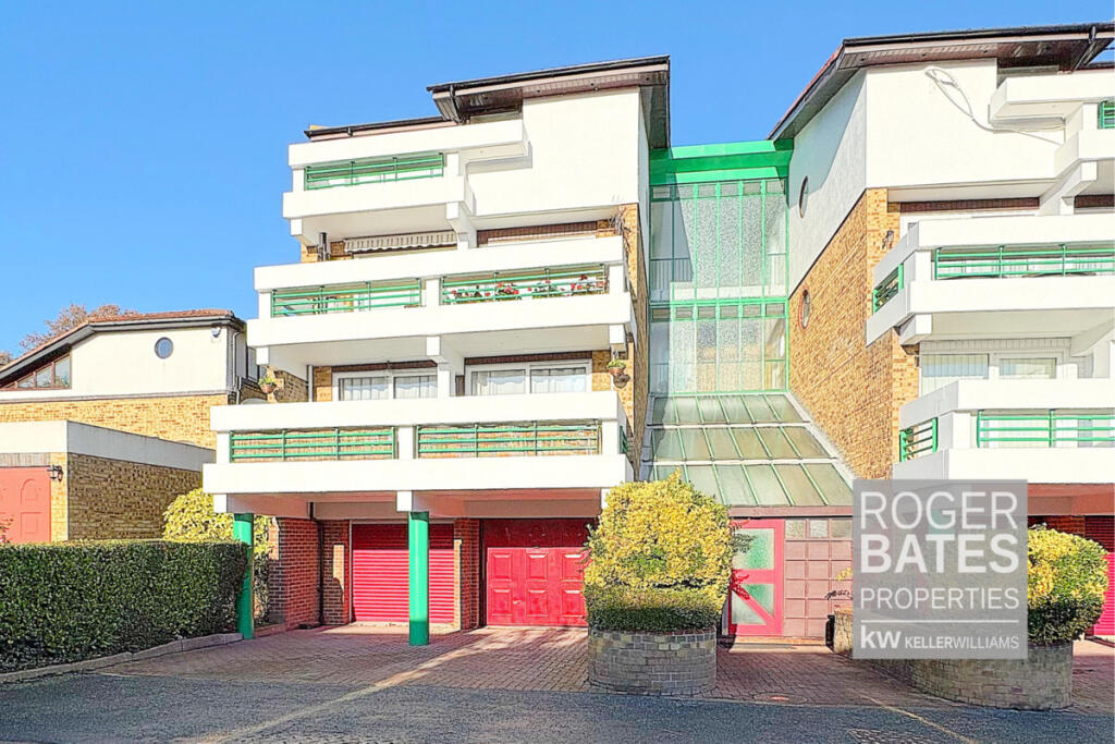 Main image of property: The Vale, Basildon, SS16