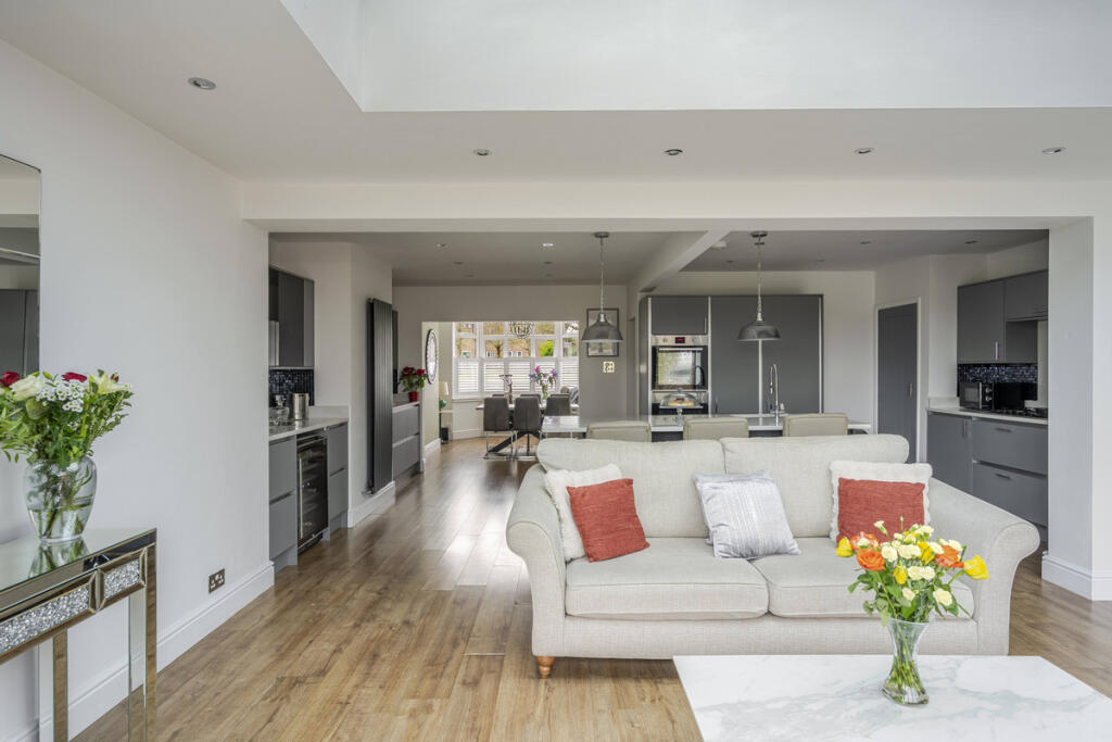 Main image of property: Panfield Lane, Braintree, CM7