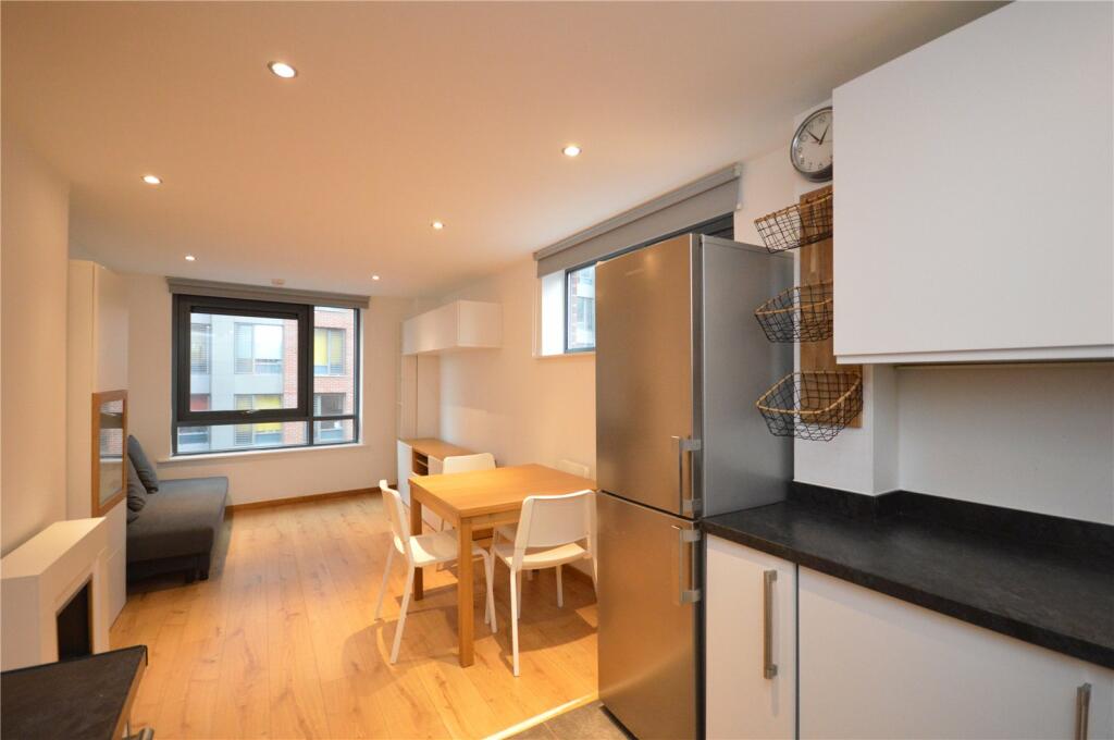 2 bedroom apartment for rent in Oldham Street, Liverpool, Merseyside, L1