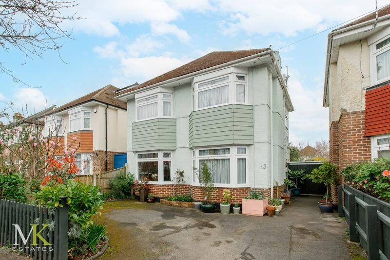 3 bedroom detached house for sale in Maundeville Road, Christchurch, BH23
