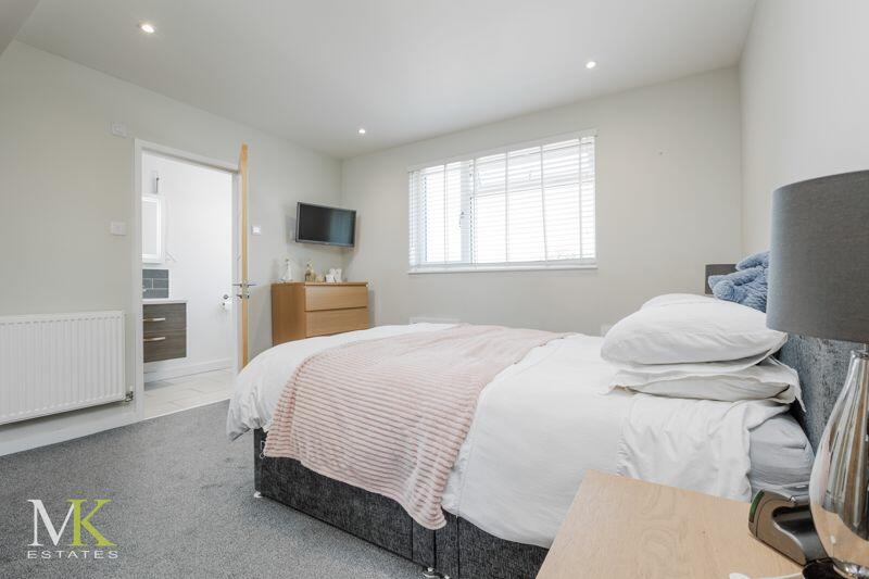 Additional property image - Southwick Road, Southbourne
