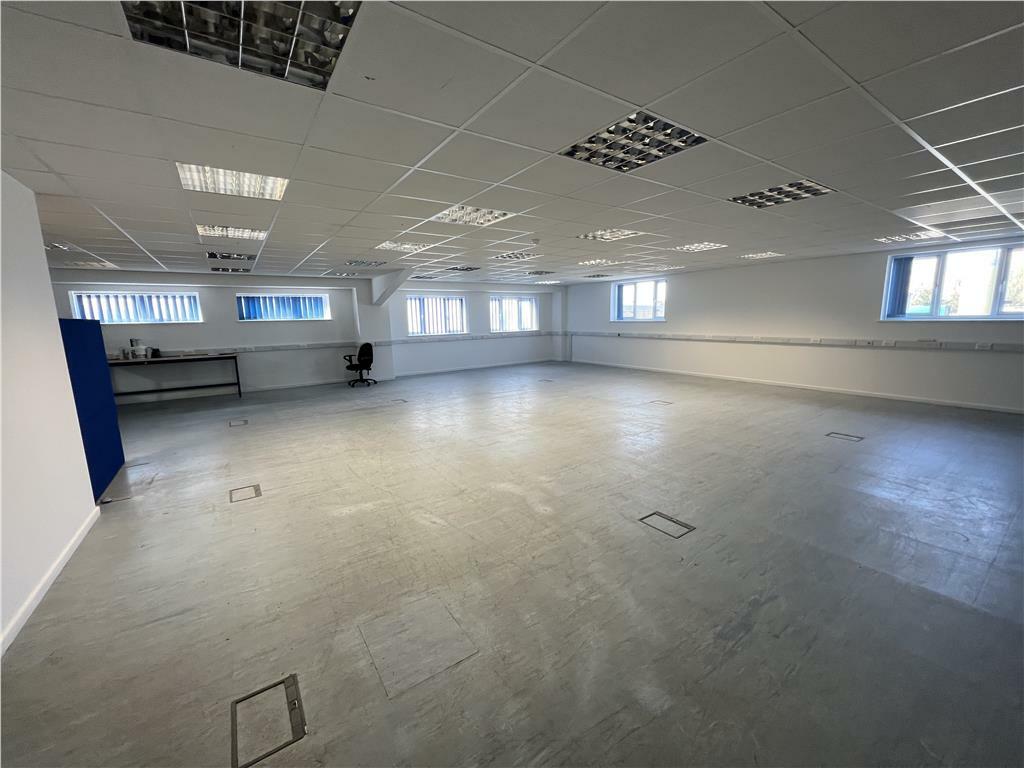Additional property image - Fen House, Fen Road, Cambridge, Cambridgeshire, CB4 1UN