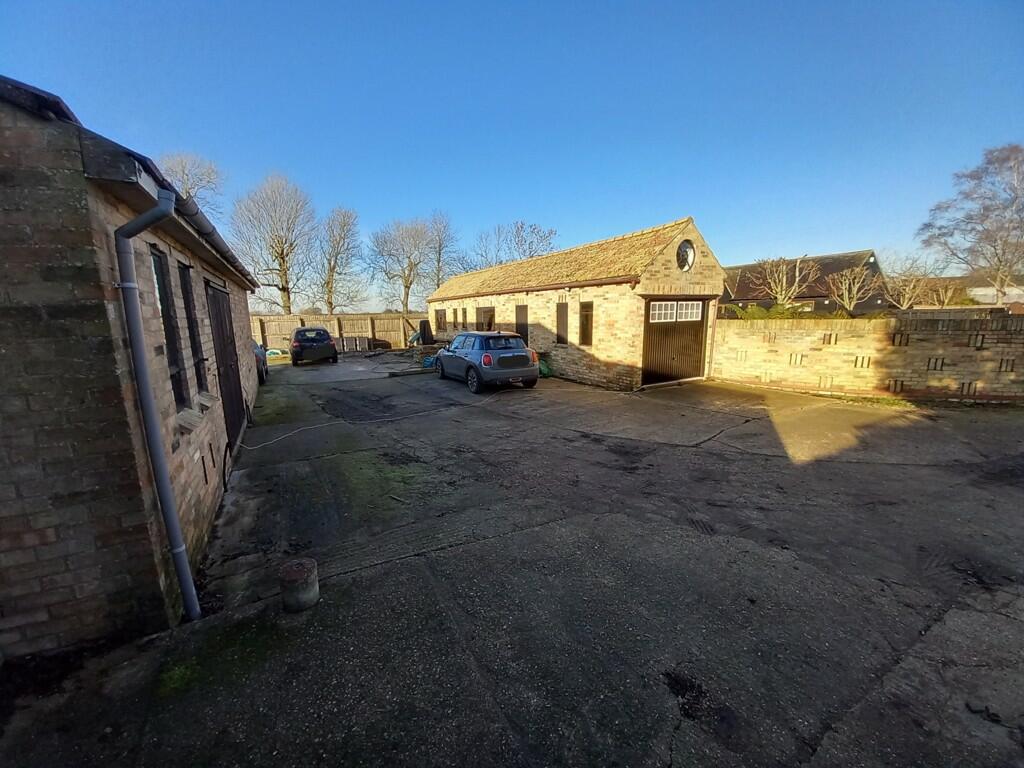 Additional property image - High Street, Landbeach, Cambridge, Cambridgeshire, CB25 9FT