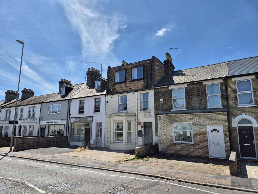 Main image of property: 99 Victoria Road, Cambridge, Cambridgeshire, CB4 3BS