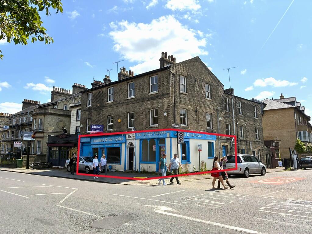 Main image of property: 69 - 71 Lensfield Road, Cambridge, Cambridgeshire, CB2 1EN