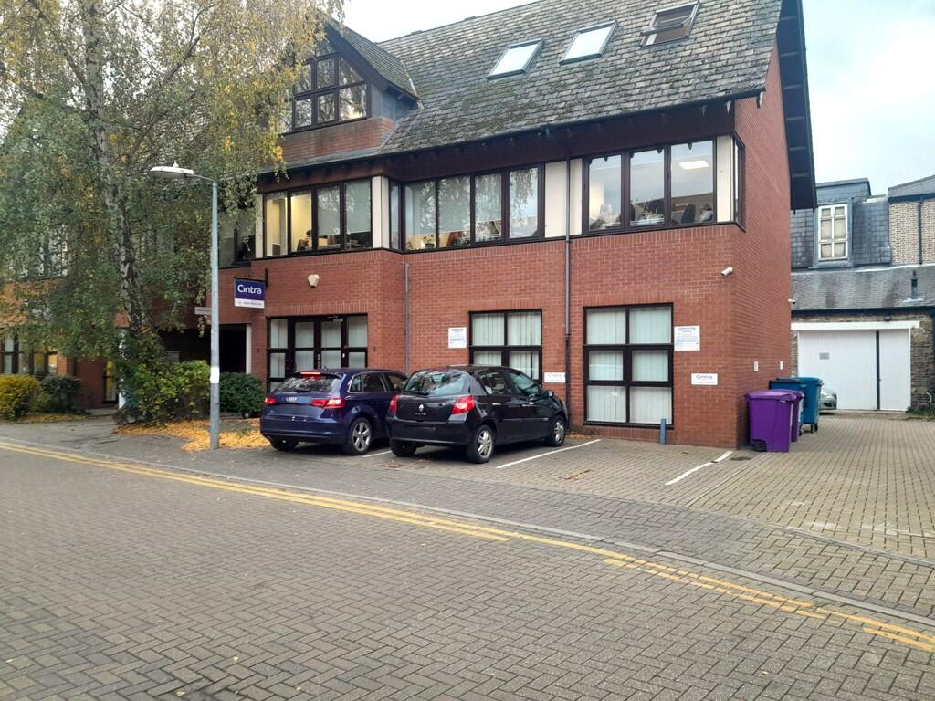 Main image of property: Ground Floor, 8 Wellington Street, Cambridge, Cambridgeshire, CB1 1HW