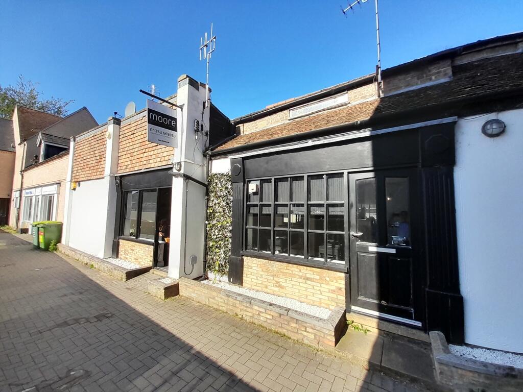 Main image of property: 36 - 36a, Forehill, Ely, Cambridgeshire, CB7 4AF