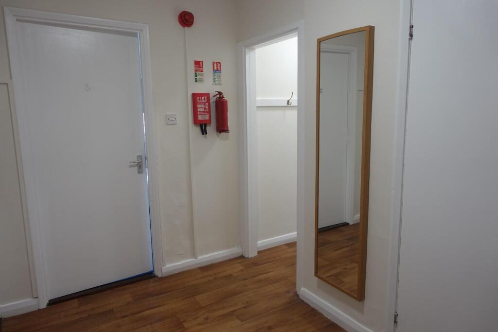 Main image of property: Linthorpe Road, Middlesbrough, TS5 6HA