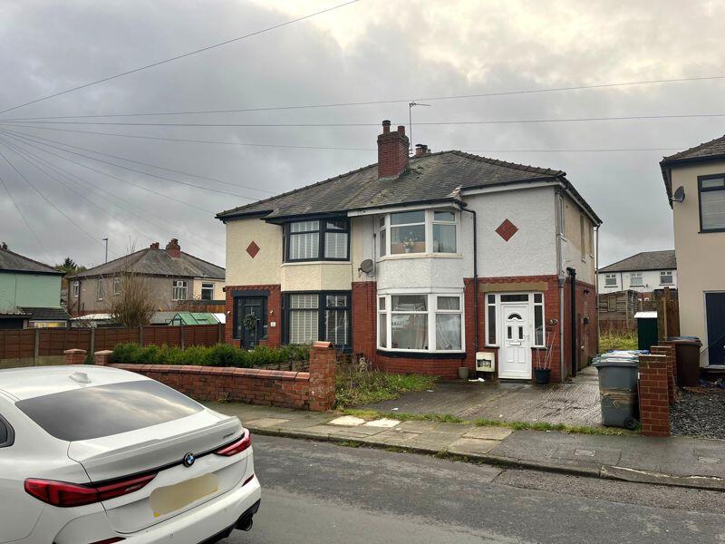 3 bedroom semidetached house for sale in Ainsdale Avenue, Bury 3