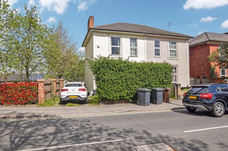 Main image of property: 6-BEDROOM HMO INVESTMENT IN DERBY TO BE SOLD BY AUCTION