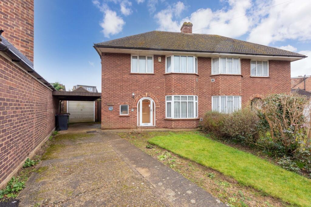 Main image of property: The Glen, Langley, SL3