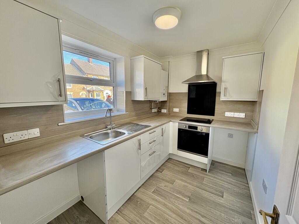 Main image of property: Flat A, 50 Victoria Road