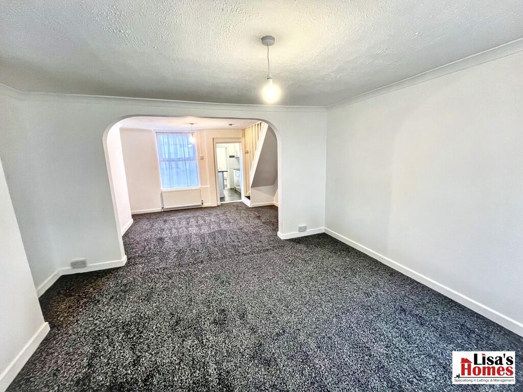 Main image of property: 76 Tonning Street