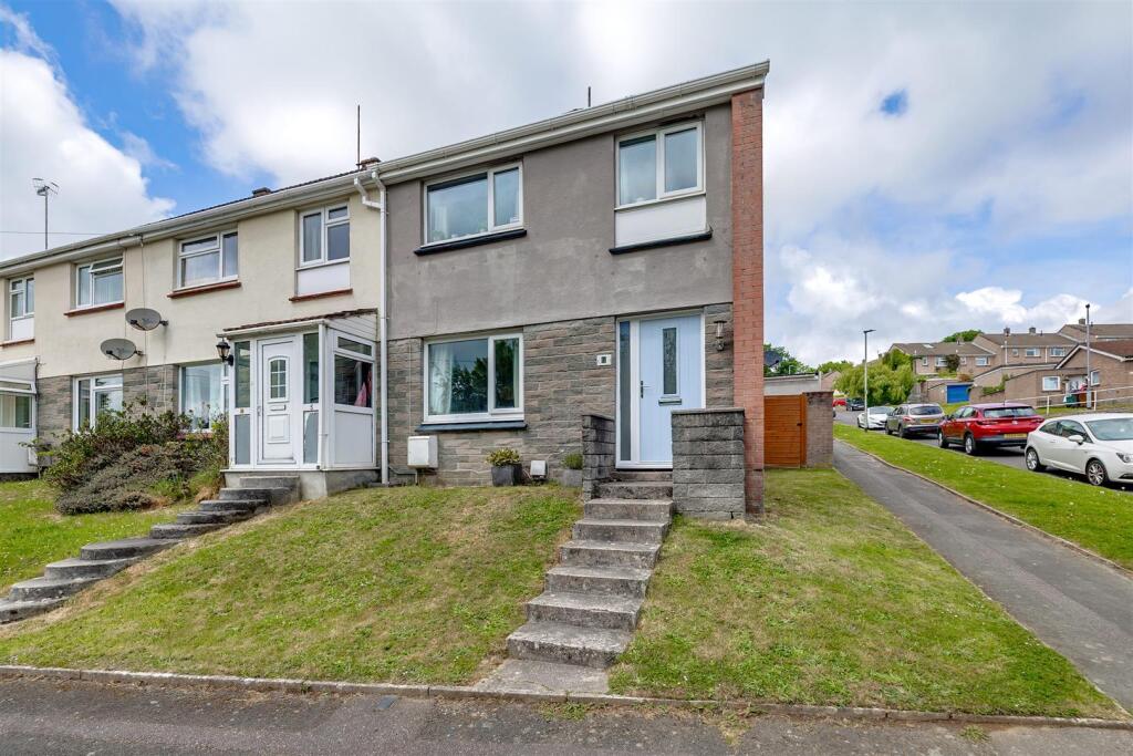 Main image of property: Manor Way, Ivybridge