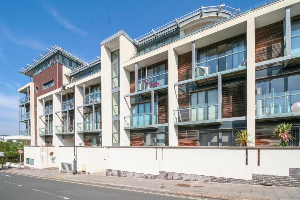Main image of property: Emma Place Ope, Plymouth