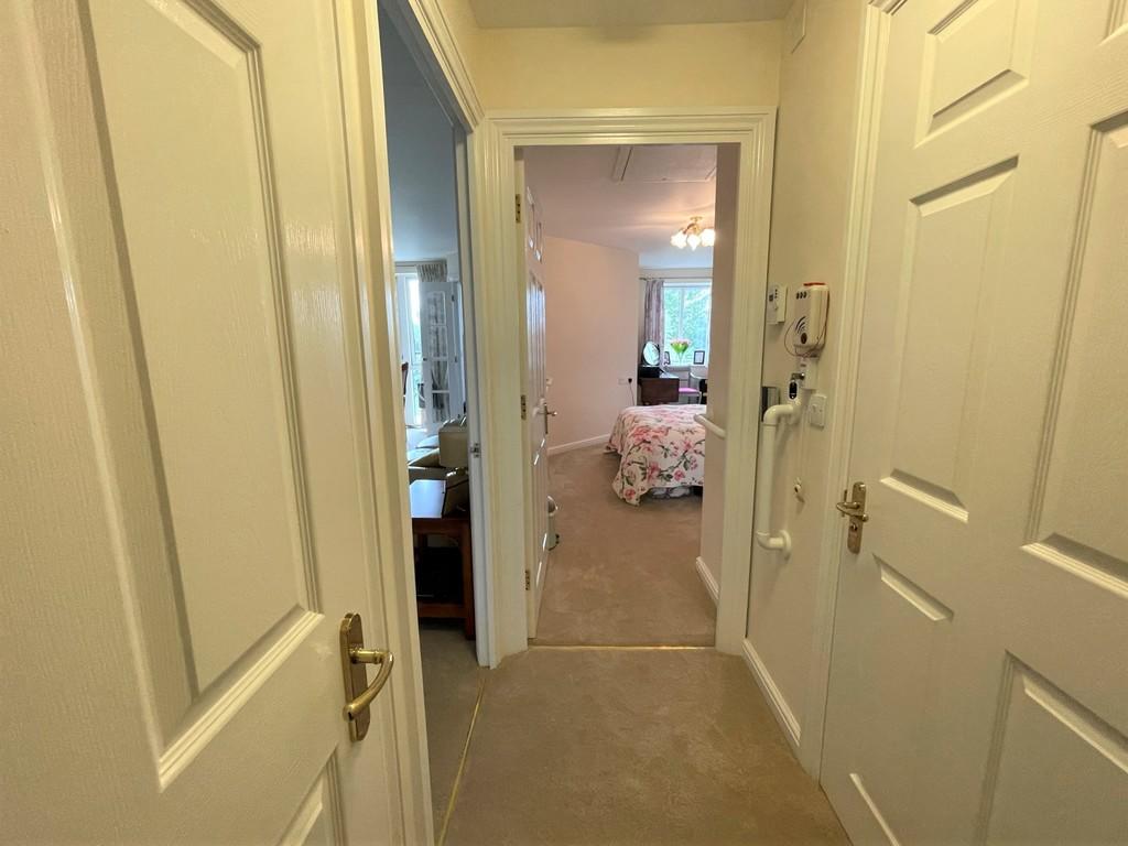 1 bedroom apartment for sale in North Gate Court, Biggleswade, SG18