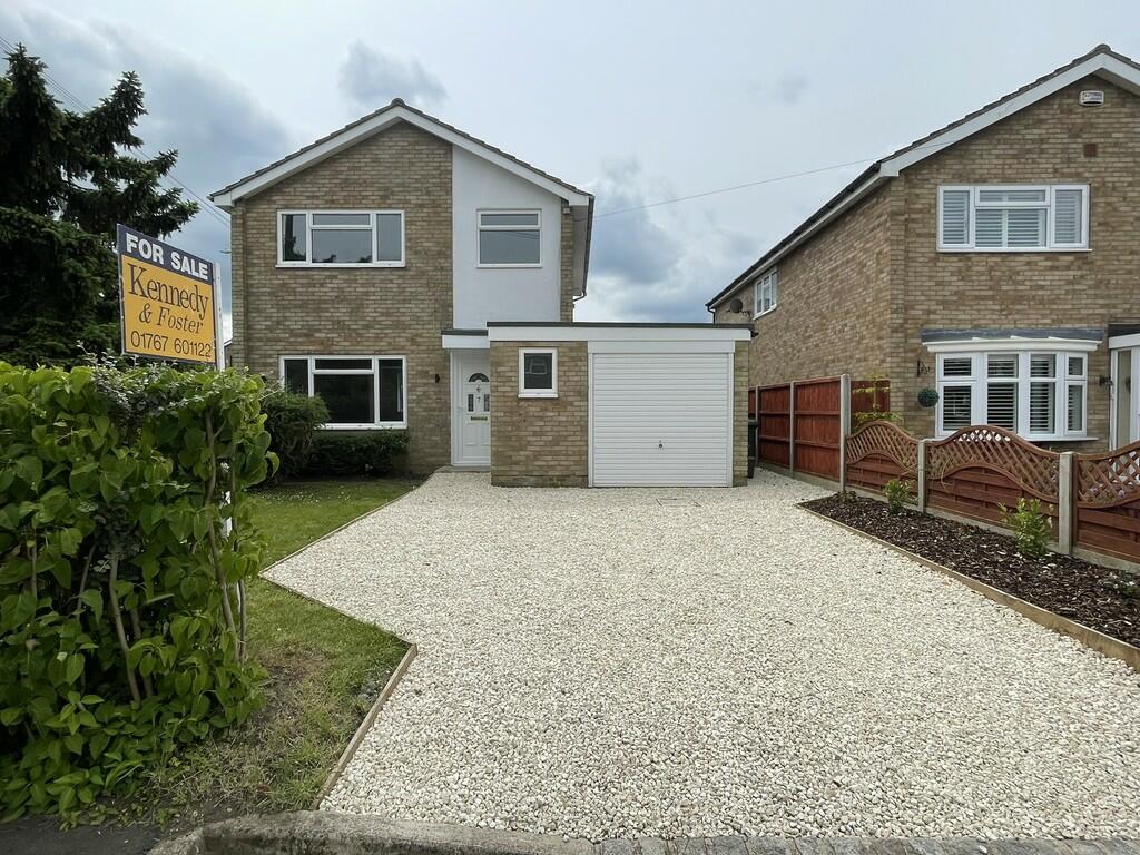 3 bedroom detached house for sale in Wilsheres Road, Biggleswade, SG18