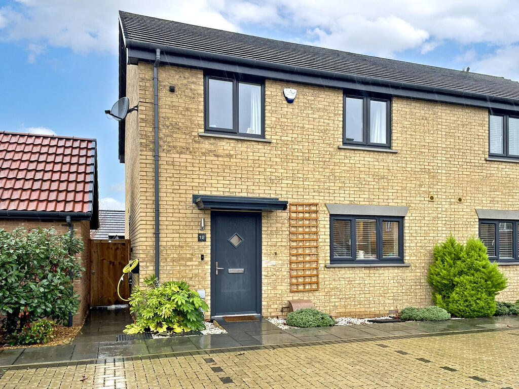 Main image of property: Welchs Close , Henlow, Beds
