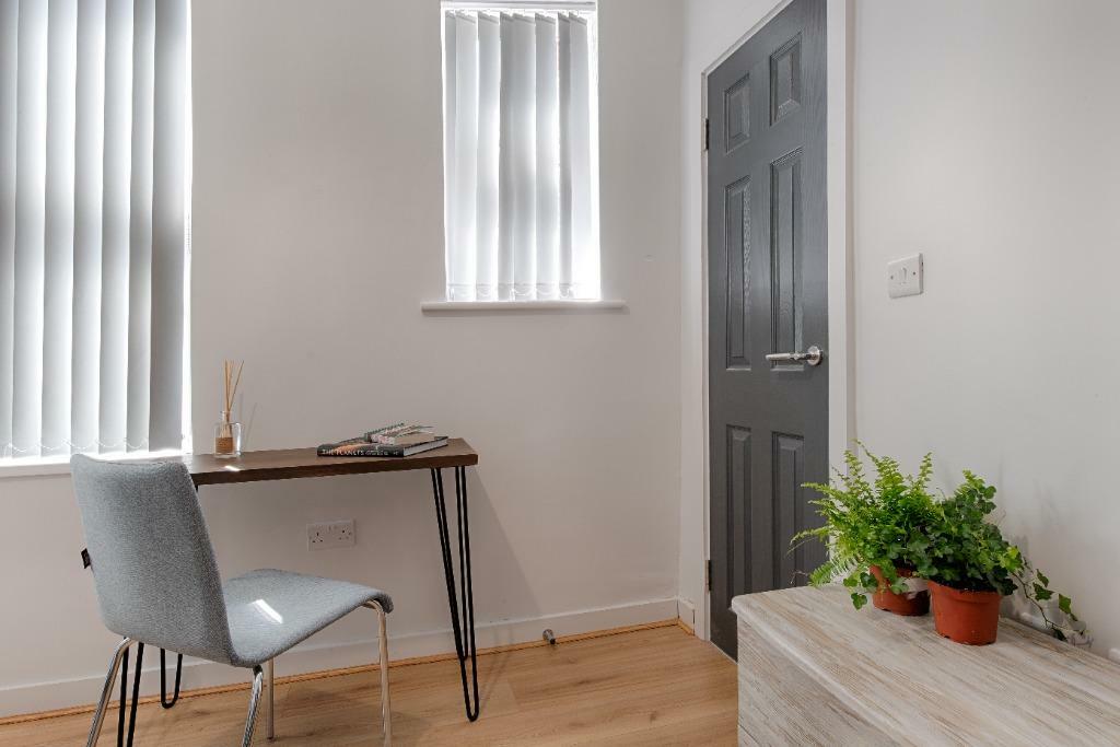 Additional property image - Bolton Road, Bury, BL8