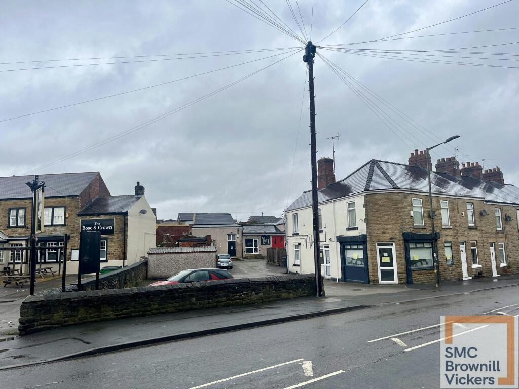 Main image of property: 152 High Street, Eckington, S21 4DR