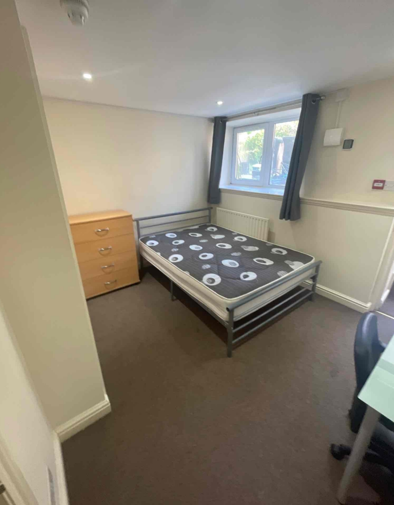 Additional property image - Zetland Road, Redland, Bristol, BS6