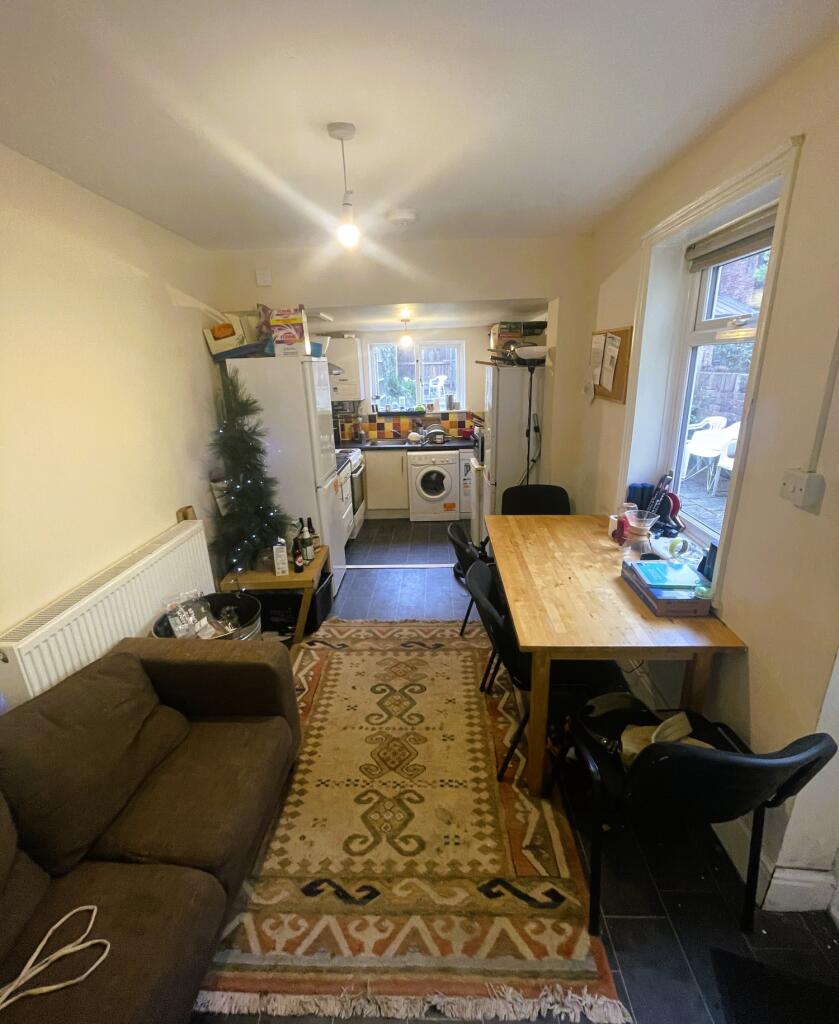 Additional property image - Ash Road, Horfield, Bristol, BS7