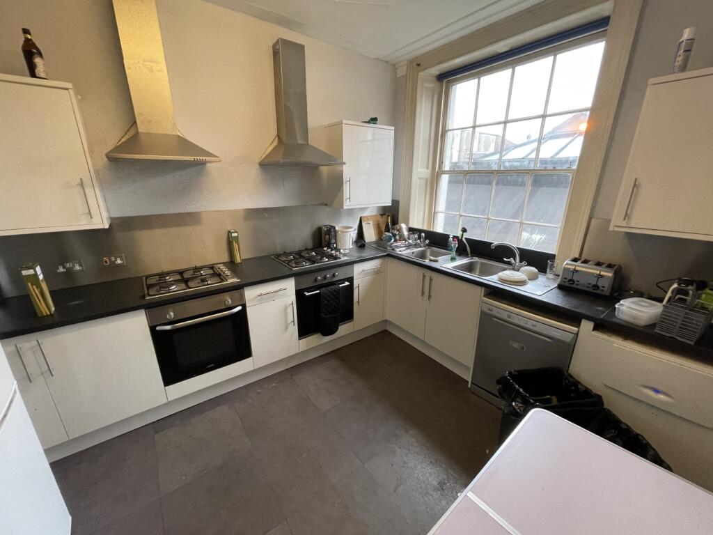 Additional property image - Whiteladies Road, Clifton, Bristol, BS8