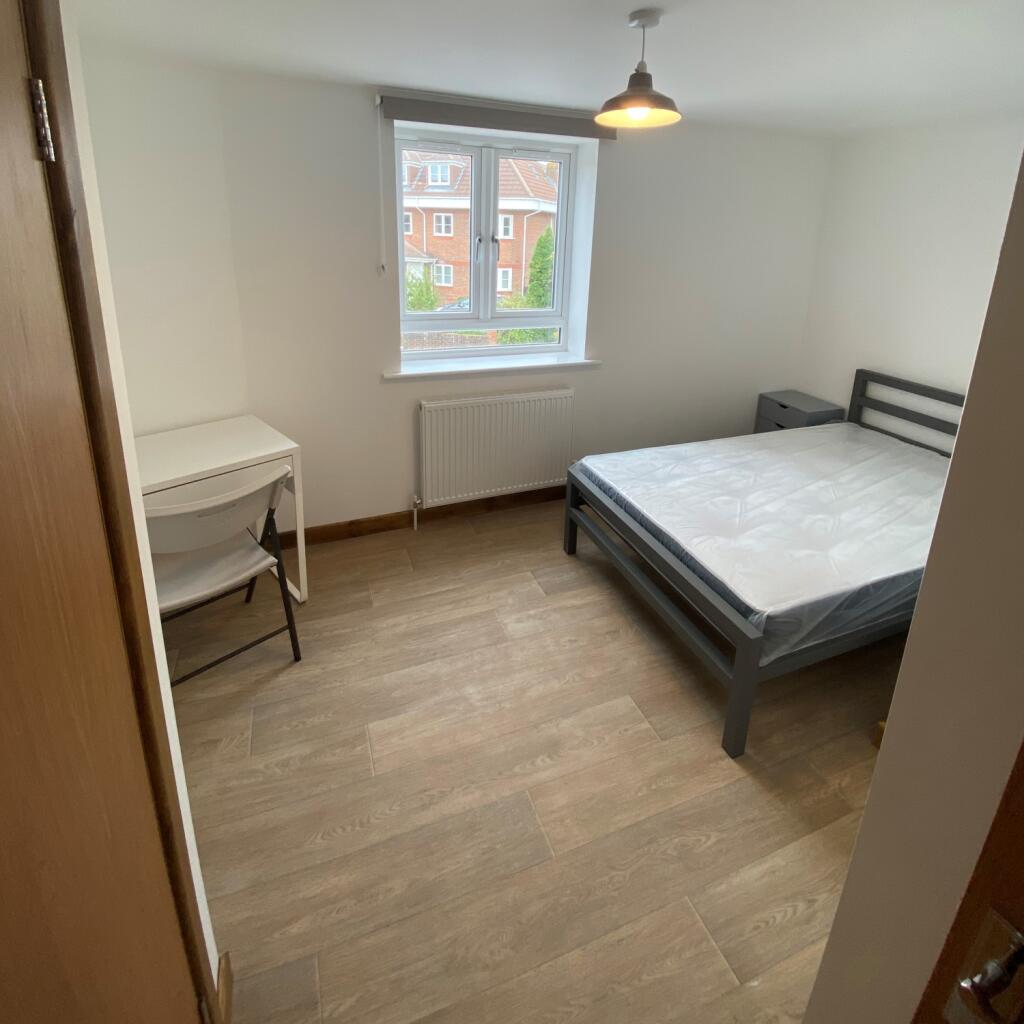 Additional property image - Melton Crescent, Horfield, Bristol, BS7