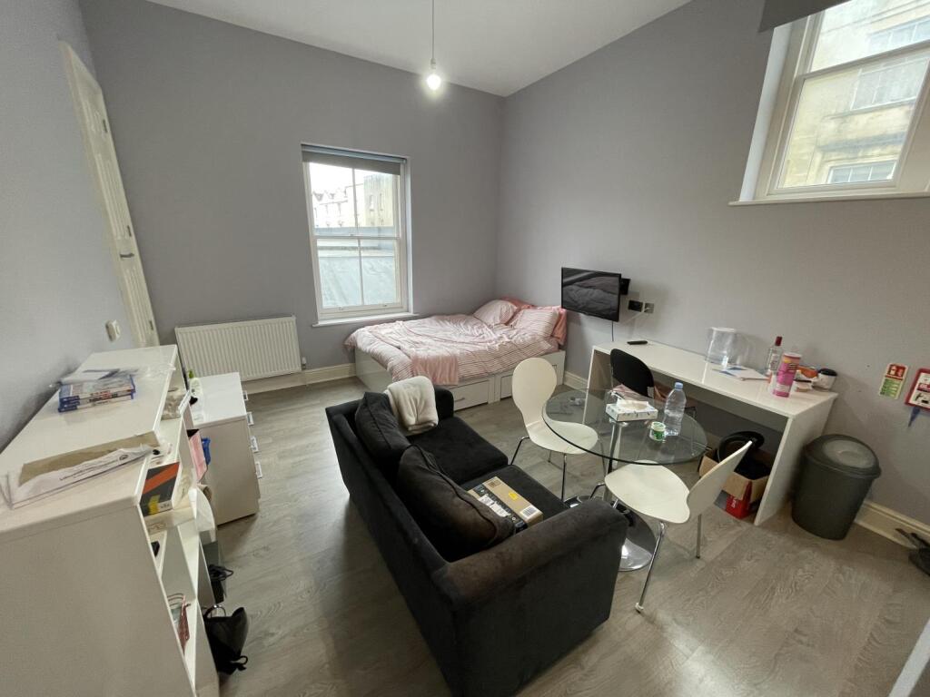 Additional property image - Whiteladies Road, Clifton, Bristol, BS8